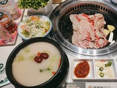 -韩香福烤肉庄园(文化西路店)