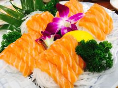 -青瓦餐厅·生鱼片·韩园烤肉(西塔店)