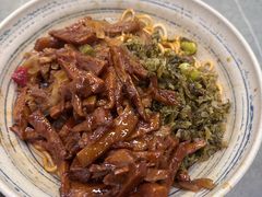-梅溪·小伙子干挑面(安吉总店)