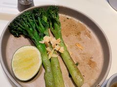 烤西兰花苔-胡麻(静安嘉里店)