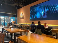 -HUZI虎滋精酿餐吧(京西大悦城店)