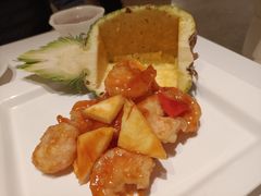 菠萝咕咾虾-茉里粤菜(皇姑万象汇店)