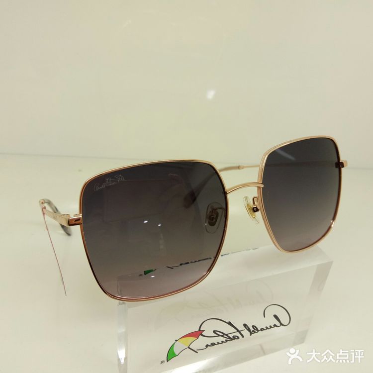 花雨伞Arnold Palmer品牌故事