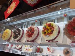 -花花卷卷·鲜食蛋糕(静安久光百货店)