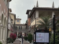 -佛罗伦萨小镇广佛名品奥特莱斯(疏港路店)