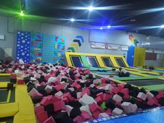 -Bounce Factory反弹工厂蹦床公园(群力店)