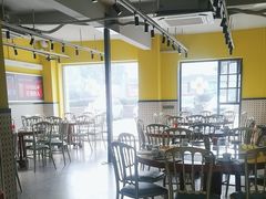 -黄泥岗·地道湖北菜(奥特莱斯店)