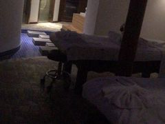 -汤臣海派理疗公馆