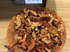 -黔蘑菇四季餐厅(观山湖店)