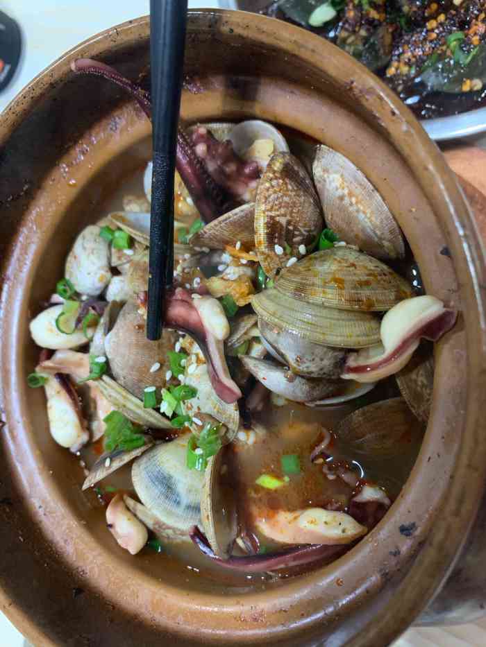 鲜火肴瓦罐酱焖小海鲜-"今天来这边找吃的,找到这家搞个套餐,价钱.