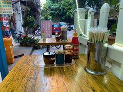 -小梁哥云吞面(黄贝岭店)