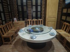 -三锅莊·牦牛肉火锅·香格里拉特色藏餐宴请餐厅(昆明创始店)