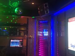 -好乐迪(张扬路八佰伴店)