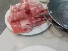 -圣罗巴海鲜烤肉自助(鲅鱼圈万达店)
