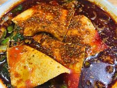 麻辣米线-老字号杨坡红油米线腊汁肉夹馍(东四道巷店)