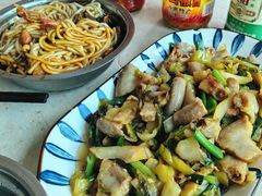 炒粉肠-灵山卢梅燕粉店