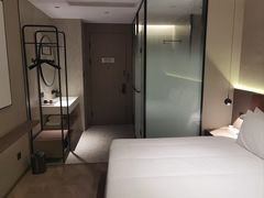 -奢月酒店(成都华西二院锦江院区三圣花乡地铁站店)