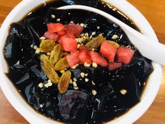 -炉小二铜锅牛蛙•川湘菜(三里屯店)