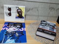 -无界眼镜MaxLess(滨江星光大道店)