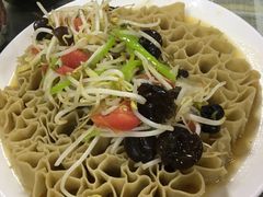 -天天向上素食餐厅(五台山店)
