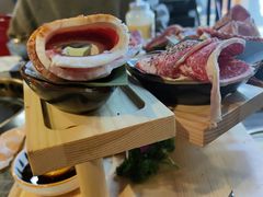 -三国惹火烤肉·中日韩烤肉集合店(百草路店)