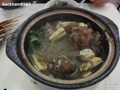 牛尾砂锅-清真·穆萨砂锅(大皮院店)