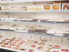 面包甜点陈列柜-野妹经典火锅(江夏中百店)