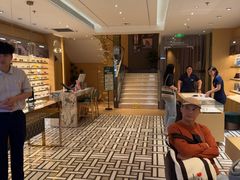 -茂昌眼镜(南京东路店)
