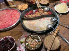 -萍姐火锅·公路夜市(武汉首店)