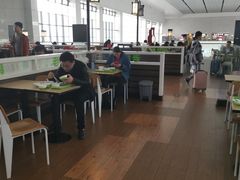 大堂-老乡鸡(合肥高铁南站店)
