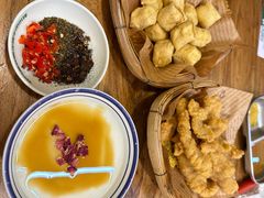 -云阿蛮云南生烫牛肉米线(奉贤路店)