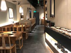 -呷哺呷哺(凯旋广场店)