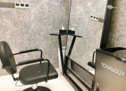 造型区-TONI&GUY