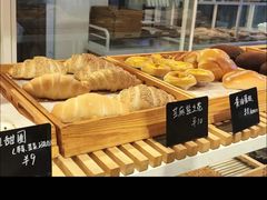 -焙丽拾光(麦凯乐直营店)