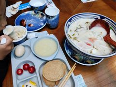 -雀舞云南菜(天津天河城购物中心店)