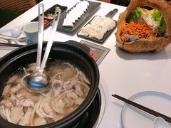 -东椰·海南椰子鸡火锅(朝阳门店)