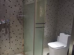 -天鹅恋酒店(大坪龙湖时代天街石油路地铁站店)