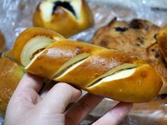 -沁屋面包店(人民东路店)