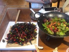 -那家老院子东北菜·饺子·小鸡炖蘑菇(艳华街店)