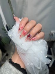 -UN·桃喜日系美睫美甲