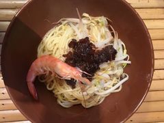 -六合夜市