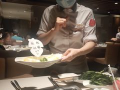 -海底捞火锅鲜切牛肉主题店(长寿路店)