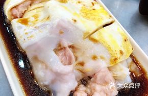Lean Pork Rice Noodle Roll with Egg and Sauce Base