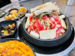 -山·烤辣鸡韩国料理(西溪路店)
