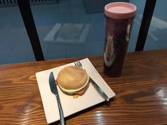 -星巴克(北京三里屯SOHO一店)