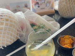 -亚龙湾喜来登·美景台大堂吧