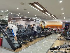-美航国际健身(北京华联店)