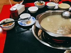 -牛得很·鲜牦牛肉烧烤·牛羊肉菌汤锅(康定店)
