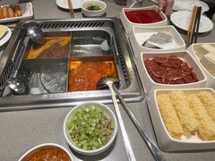 -海底捞火锅(宝龙广场夜宵主题店)