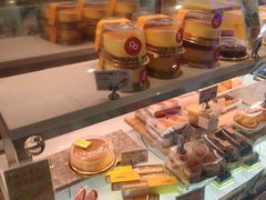 -巴黎贝甜(大宁国际商业广场店)